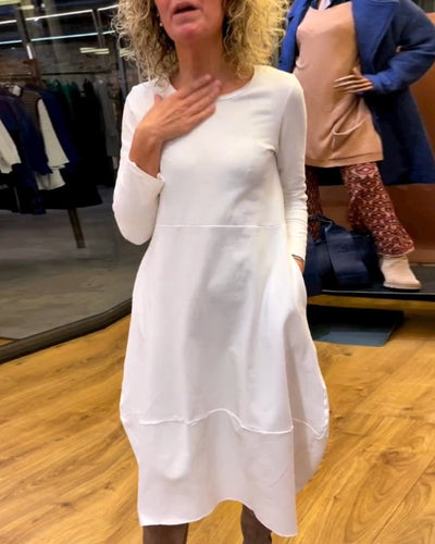 Clara | Elegant midi dress with practical pockets