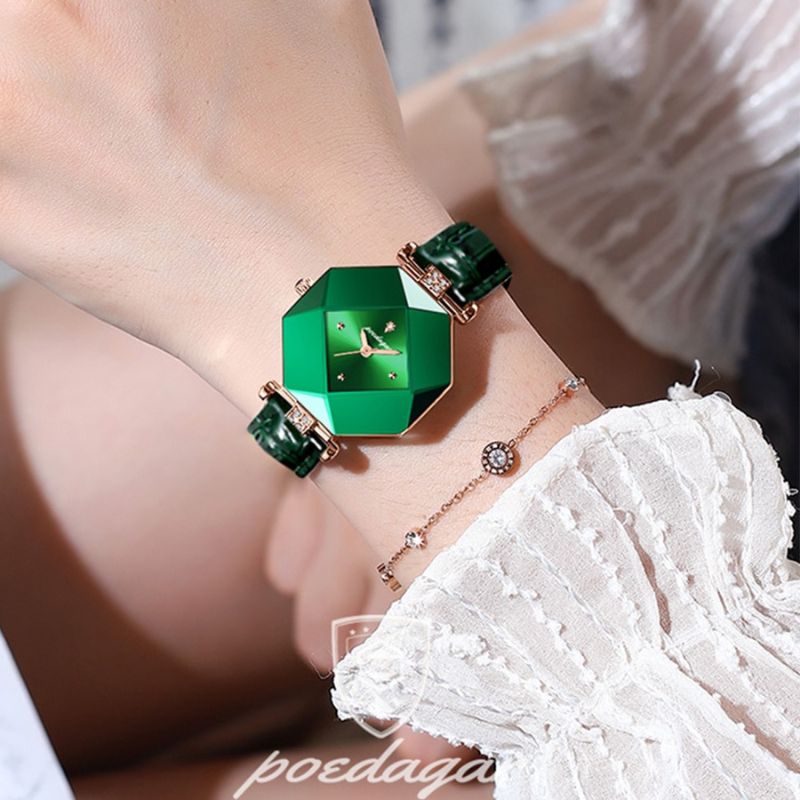 Luxurious Green Diamond Quartz Watch