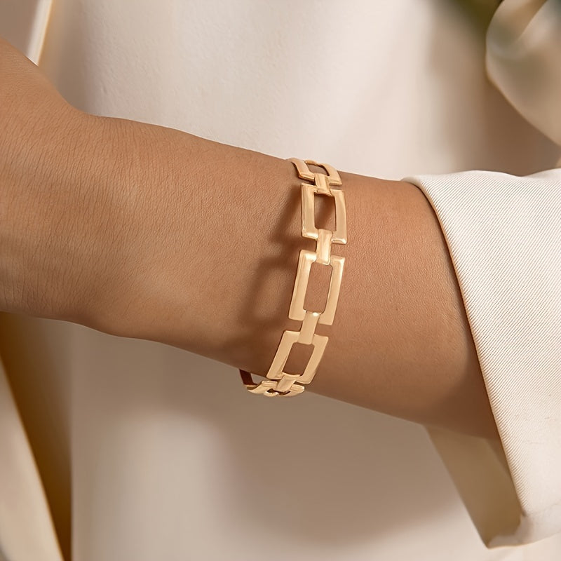 High Gold Bracelet and Versatile Square Bracelet