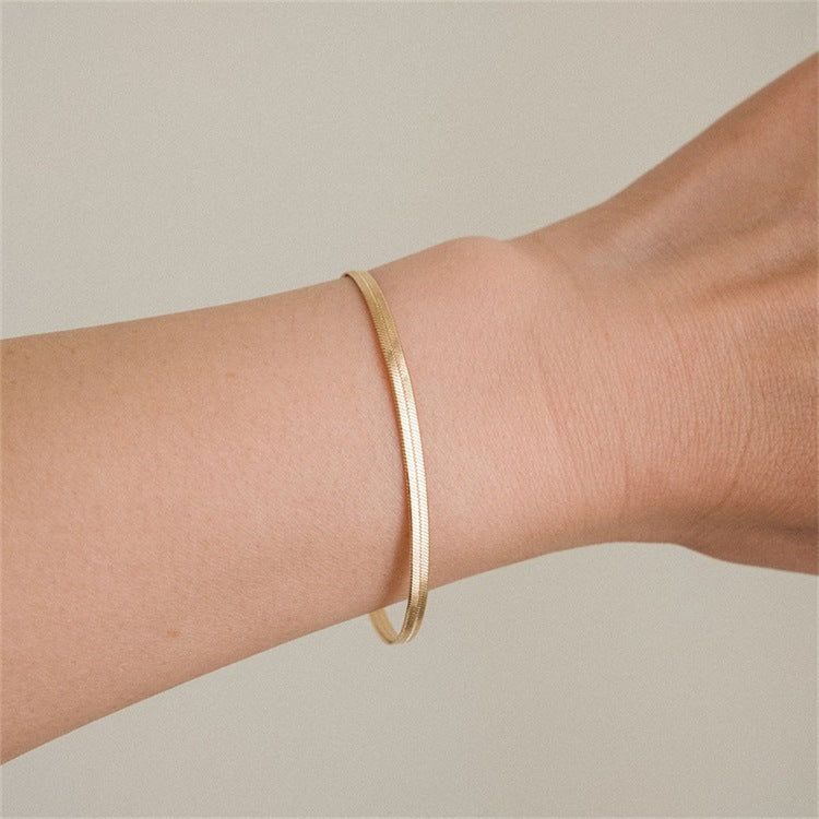 Vida Gold Fishbone Bracelet