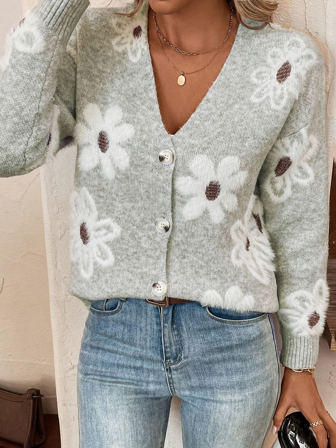 Nina | Knitted Cardigan with Floral Pattern