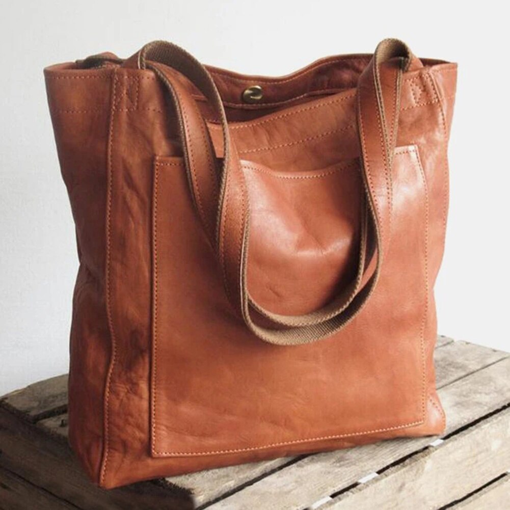 Dagmar™ - Elegant Leather Bag with Style