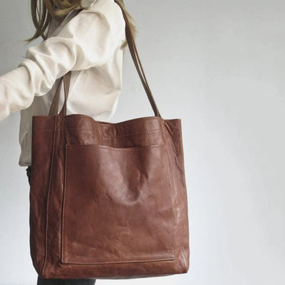 Dagmar™ - Elegant Leather Bag with Style