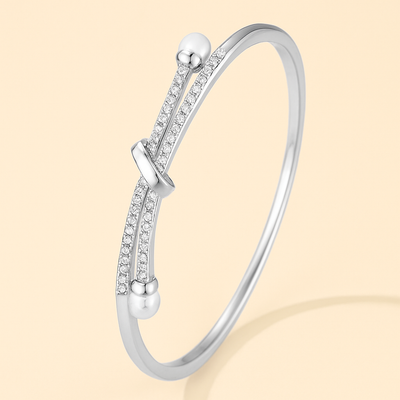 Elegant pearl snap bracelet with crystal accents