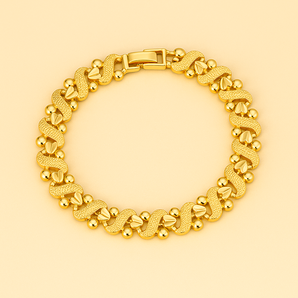 Elegant heart bracelet in gold - the perfect gift for her