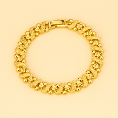 Elegant heart bracelet in gold - the perfect gift for her