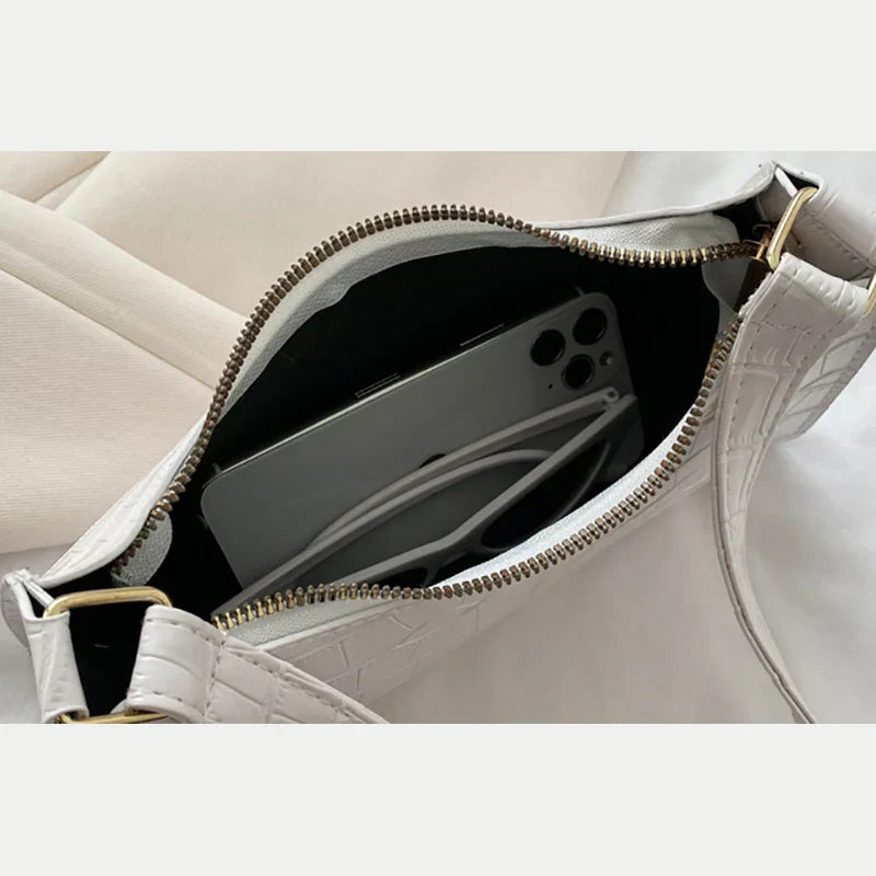 Tilly™ | Shiny Shoulder Bag with Alligator Pattern