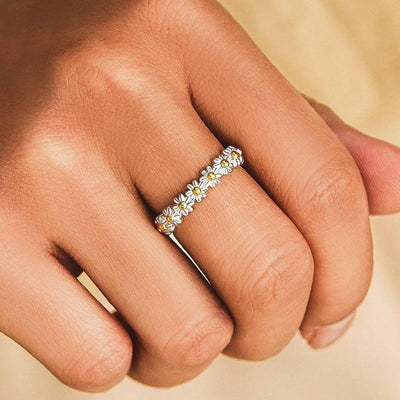Adjustable Silver Daisy Ring Handcrafted