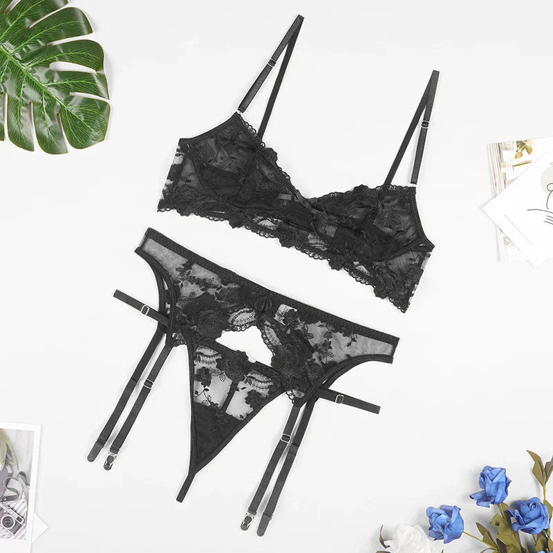 Victoria™ | Lingerie Set