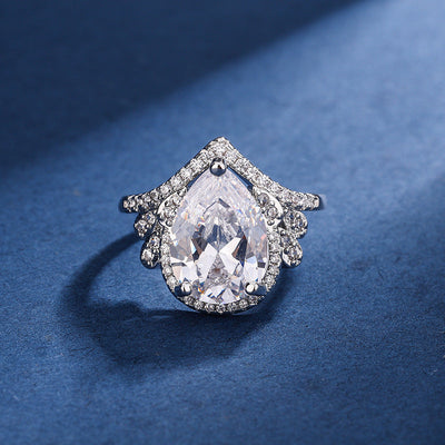 Aria Tear-shaped White Set | White Gold 16k