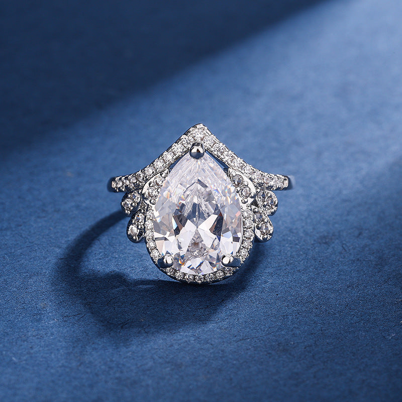 Aria Tear-Shaped White Set | 16k White Gold