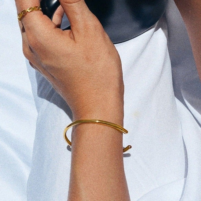 Ara Gold Armring
