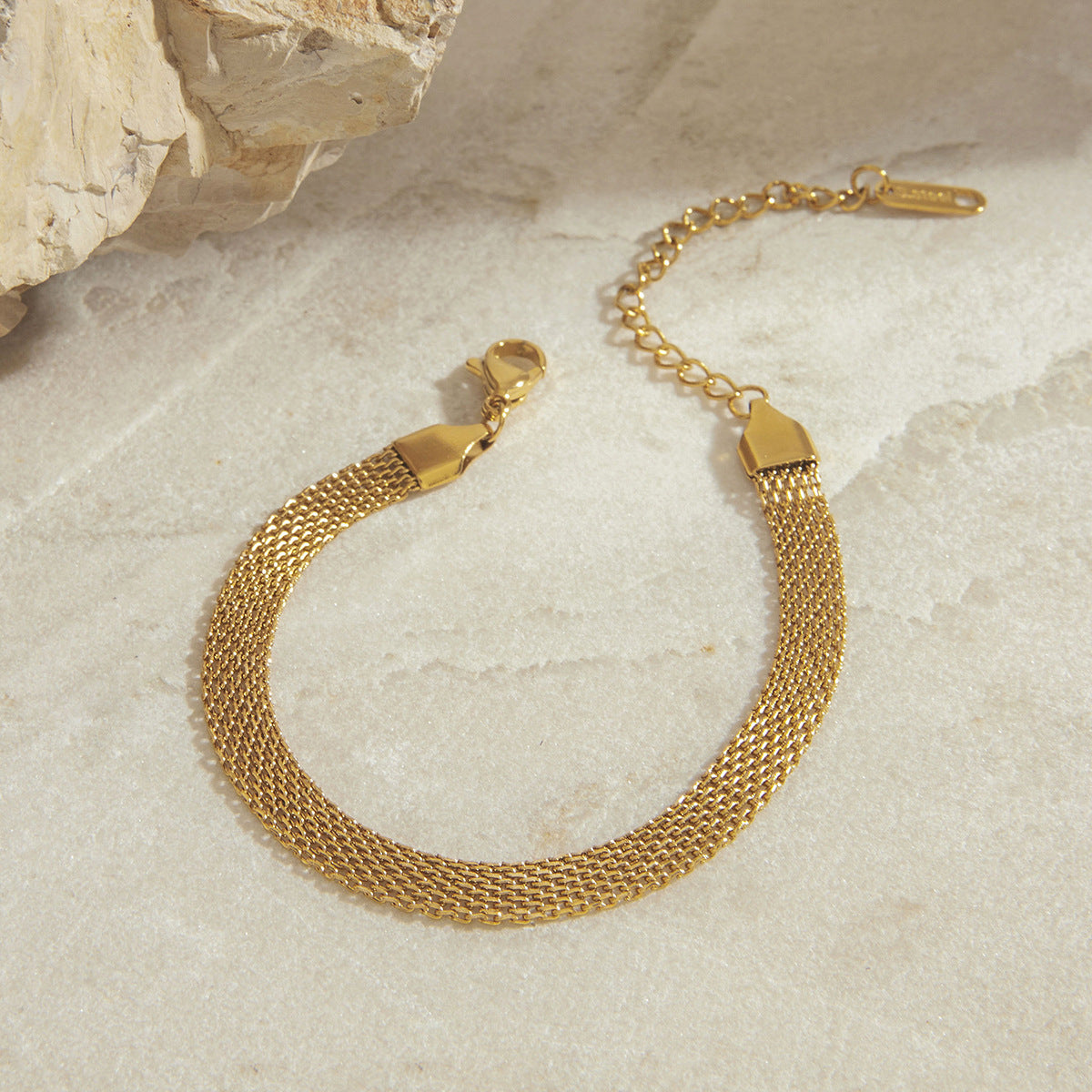 Emery Virell Bracelet | 16k Gold