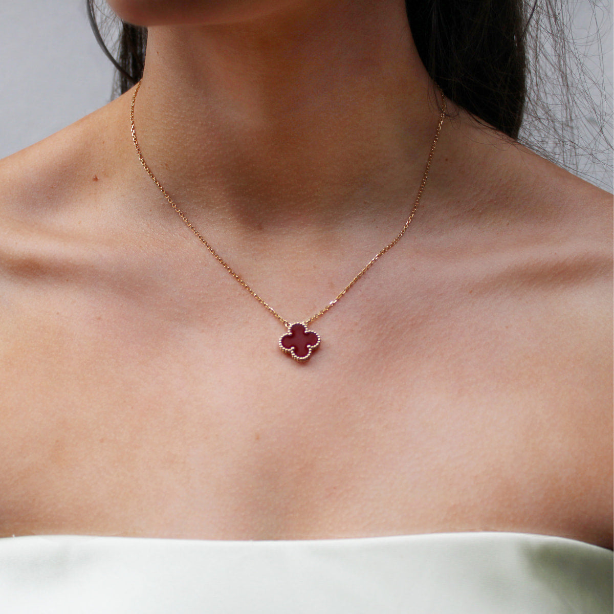 CLOVER LEAF NECKLACE | RED
