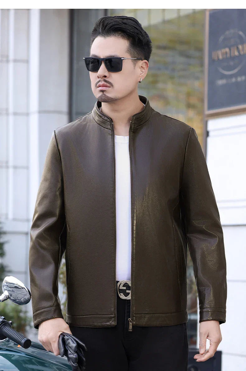 Loke™ Noir – Elegant leather coat with high collar and clean lines