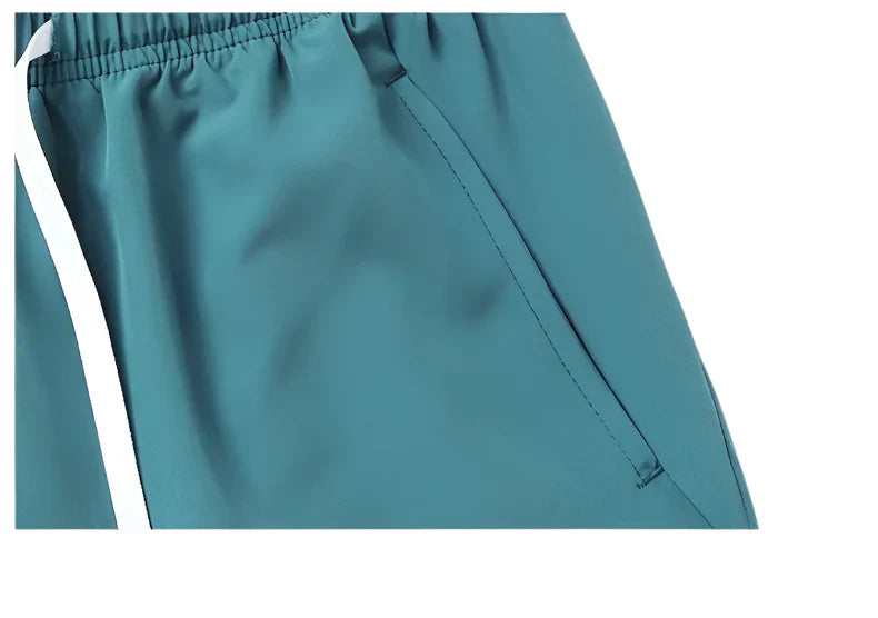 BEACHSIDE FITNESS SHORTS - LIGHT SUMMER SWEAT SHORTS FOR MEN WITH POCKETS