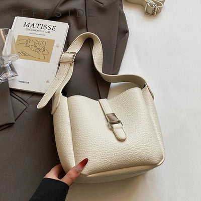 iris™ – modern bucket bag in leather look