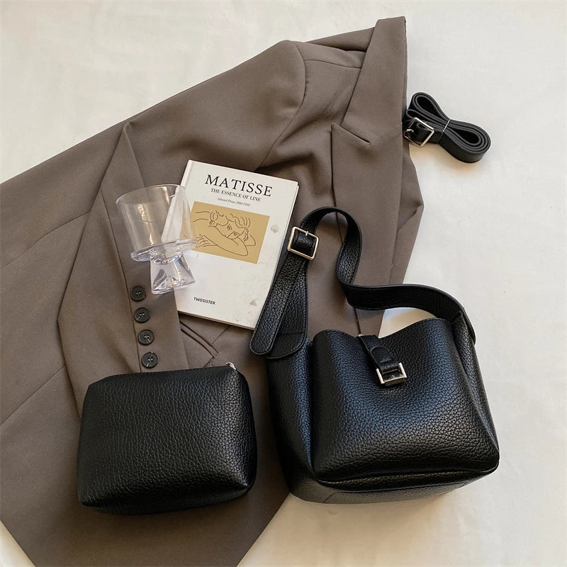 iris™ – modern bucket bag in leather look