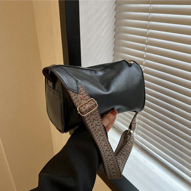 Trine™ | Vintage Leather Crossbody Bag with Woven Adjustable Strap