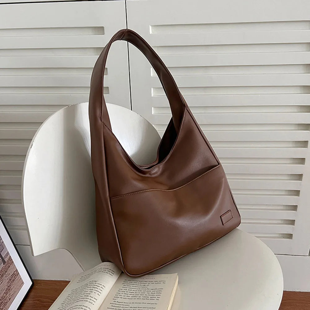 liv™ – casual hobo bag in leather look
