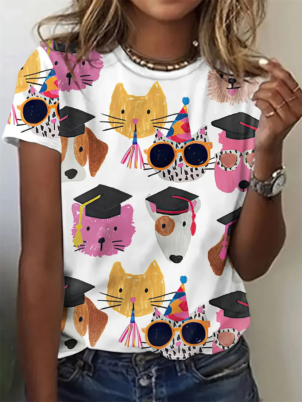 Avrille | Stylish T-shirt with Dog Print