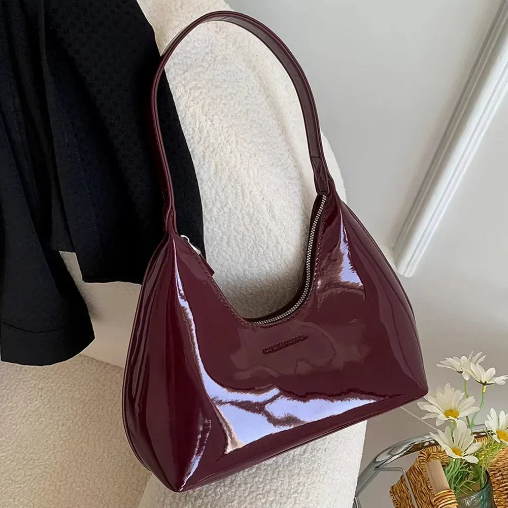 vera™ – glossy burgundy shoulder bag in patent look