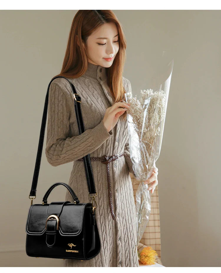 Sandra™ – luxurious mini bag with classic clasp