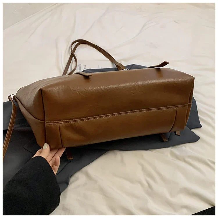 nicole™ – everyday bag with large capacity