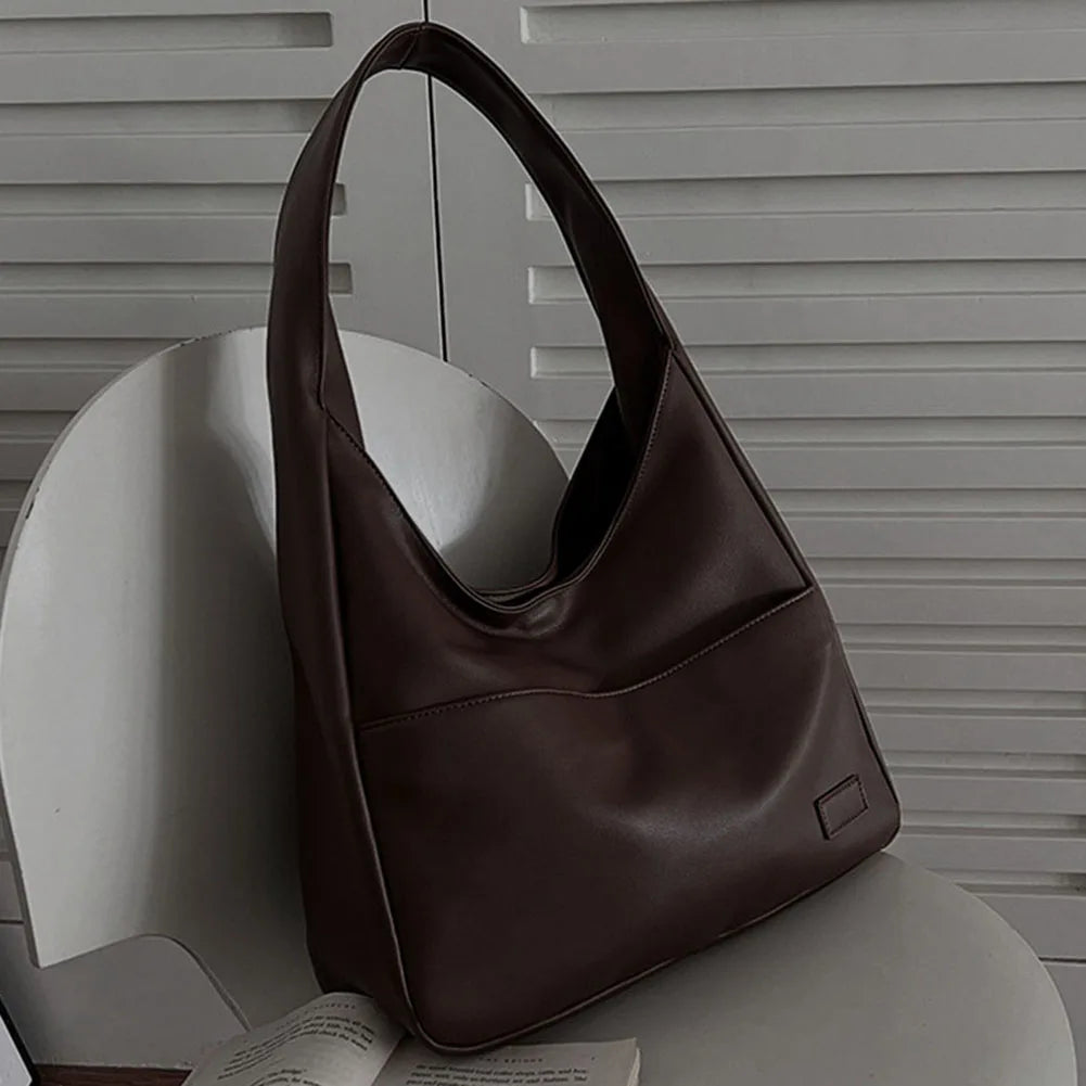 liv™ – casual hobo bag in leather look