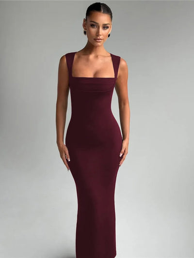 Pink maxi dress with a fitted cut, sleeveless, with a square neckline