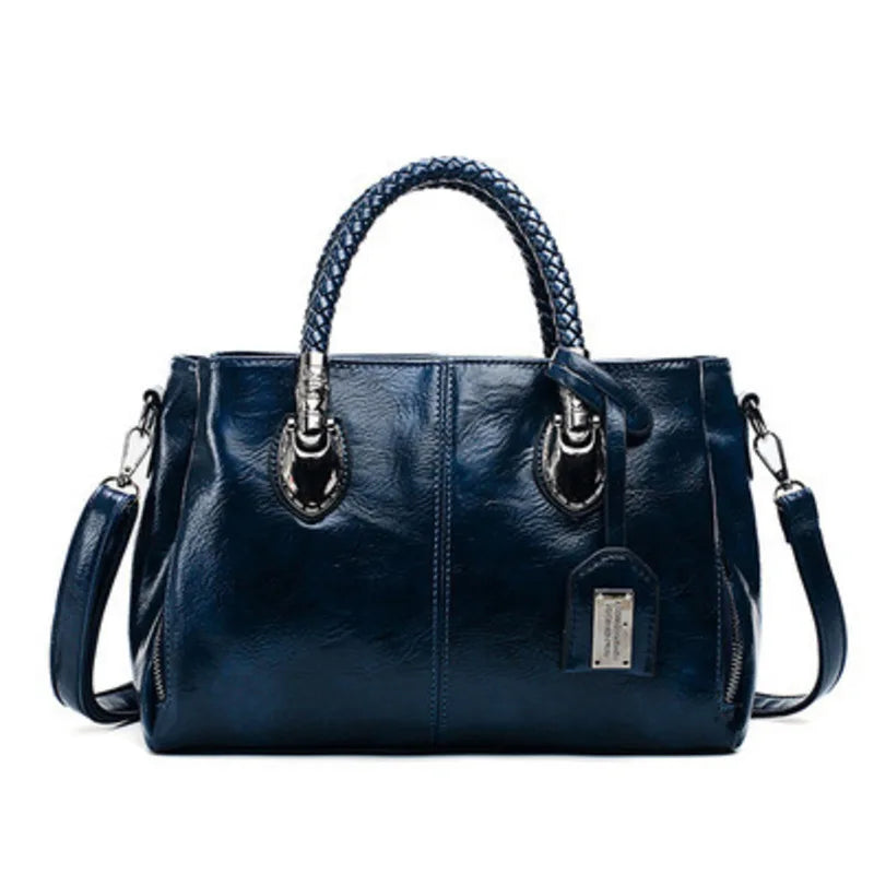 Pia™ | Elegant leather bag with braided handles