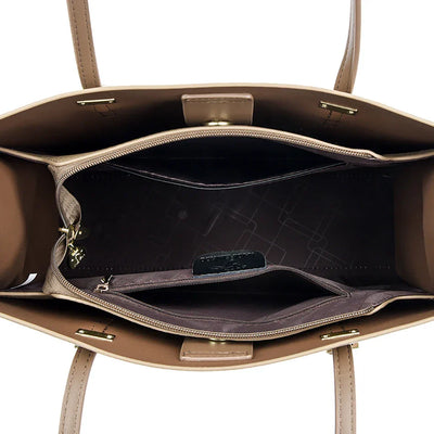 liva™ – spacious everyday bag in leather look