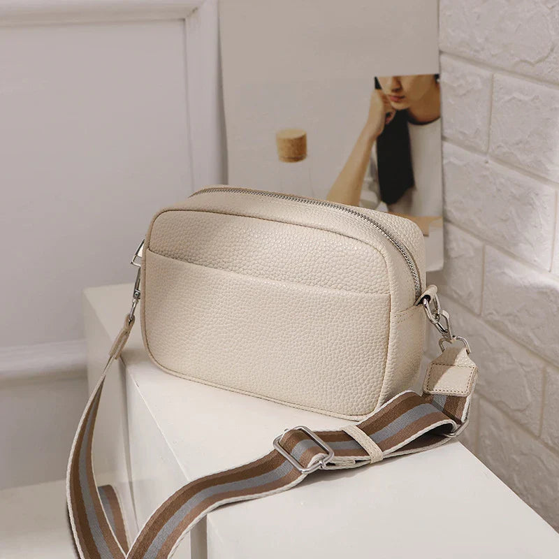 nora™ – practical cream-colored everyday bag