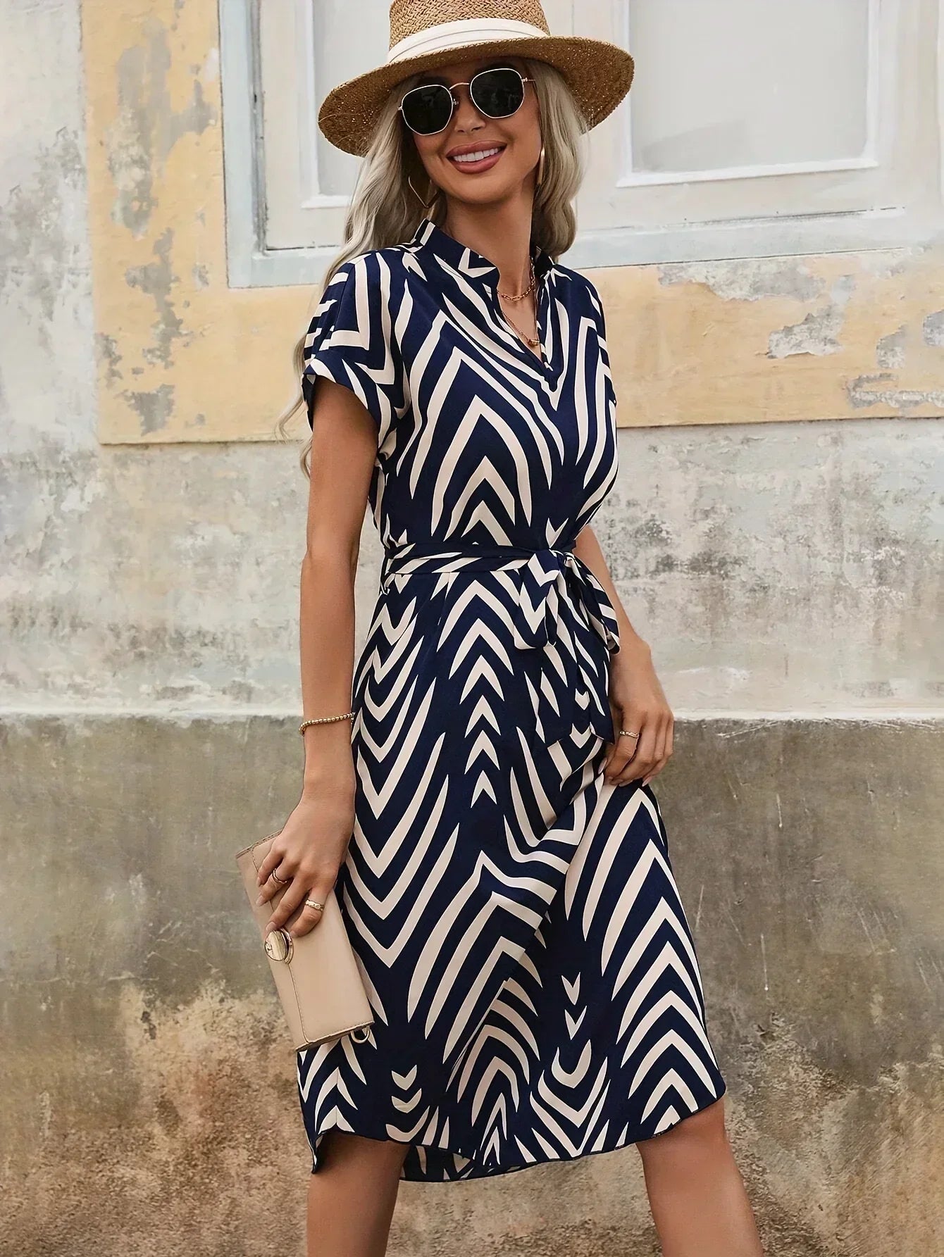 Elly | Geometric Pattern Dress with Knot at the Waist