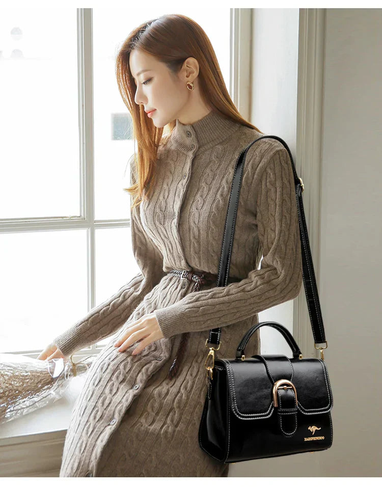 Sandra™ – luxurious mini bag with classic clasp