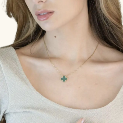 CLOVER LEAF NECKLACE | GREEN