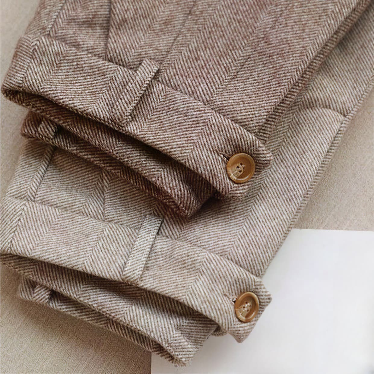 Lea | Women's Pleated Pants