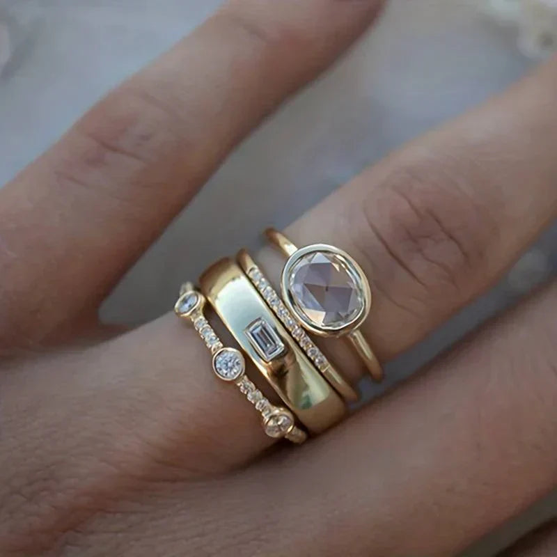 Lilla | Vintage Gold and Zirconium Ring