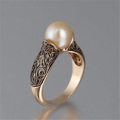 Felicity | Vintage Gold Pearl Ring