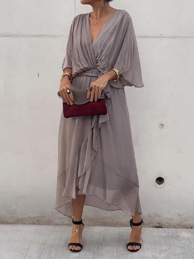 Thyra | Elegant Dress with V-Neck