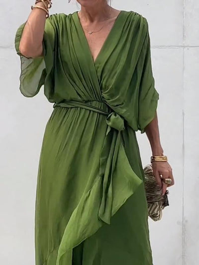Thyra | Elegant Dress with V-Neck